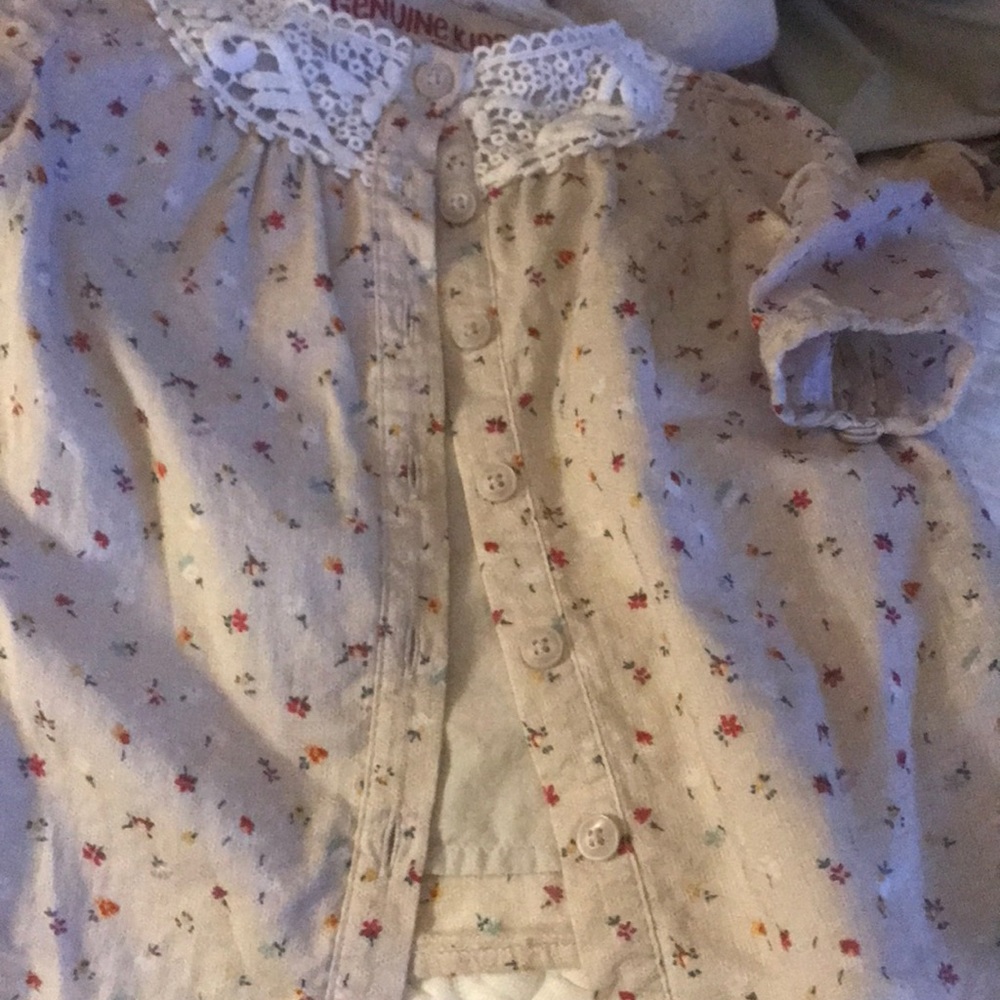 Shirt - Picture 5 of 8